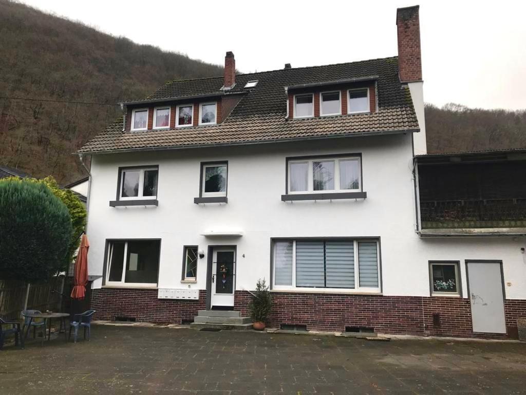 Apartments Zum Stillen Winkel Niederbreitbach Luaran gambar