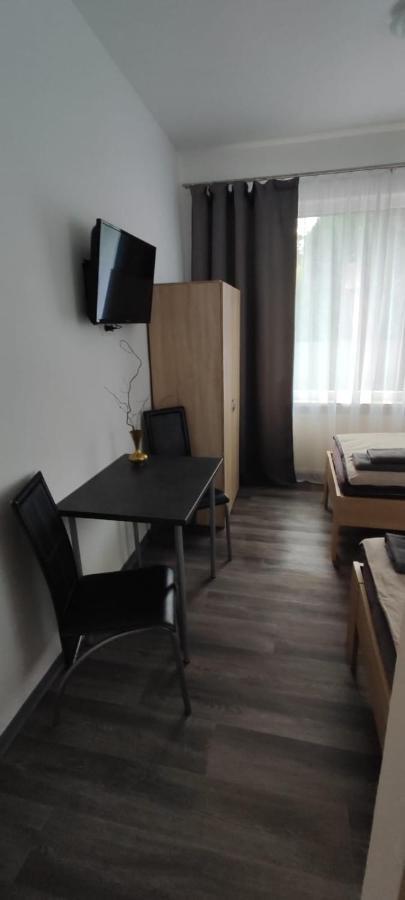 Apartments Zum Stillen Winkel Niederbreitbach Luaran gambar