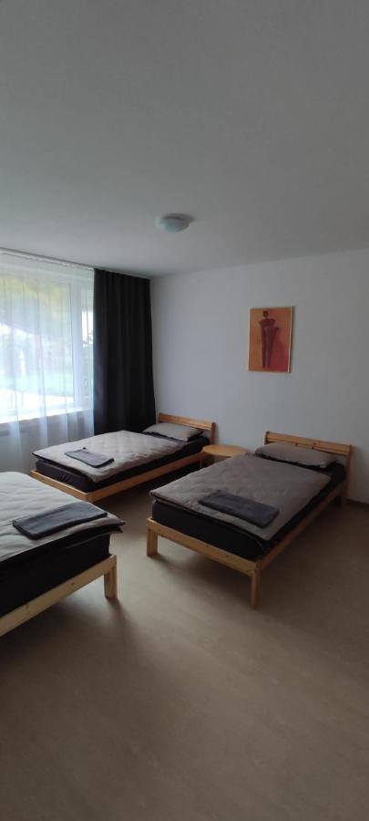 Apartments Zum Stillen Winkel Niederbreitbach Luaran gambar